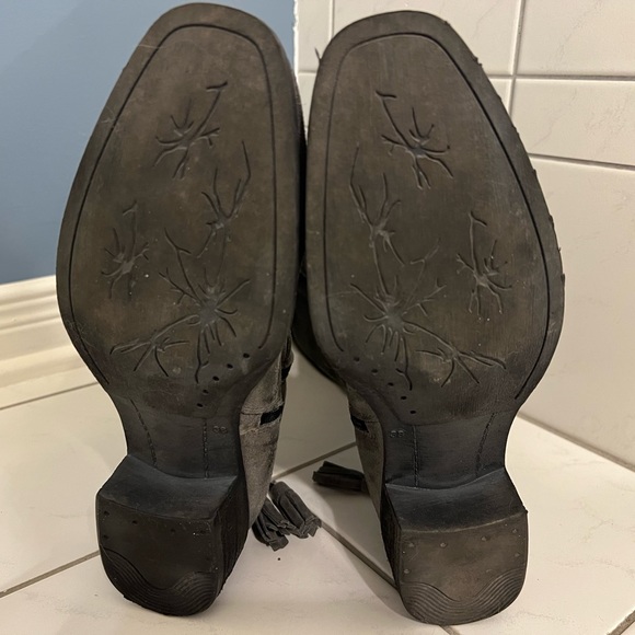 Waterproof suede boots Made in Portugal - Picture 6 of 8